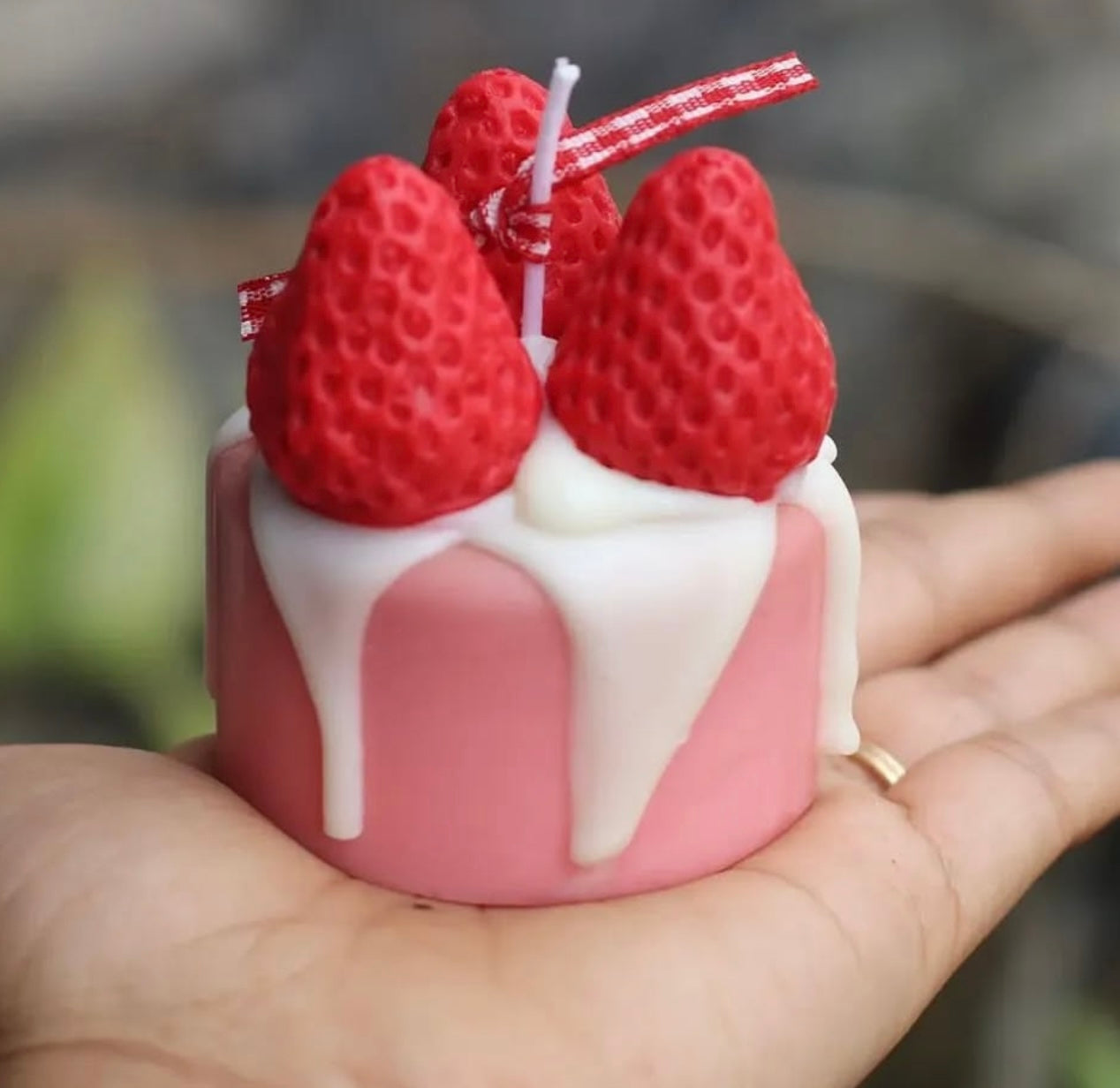 Strawberry cake candle